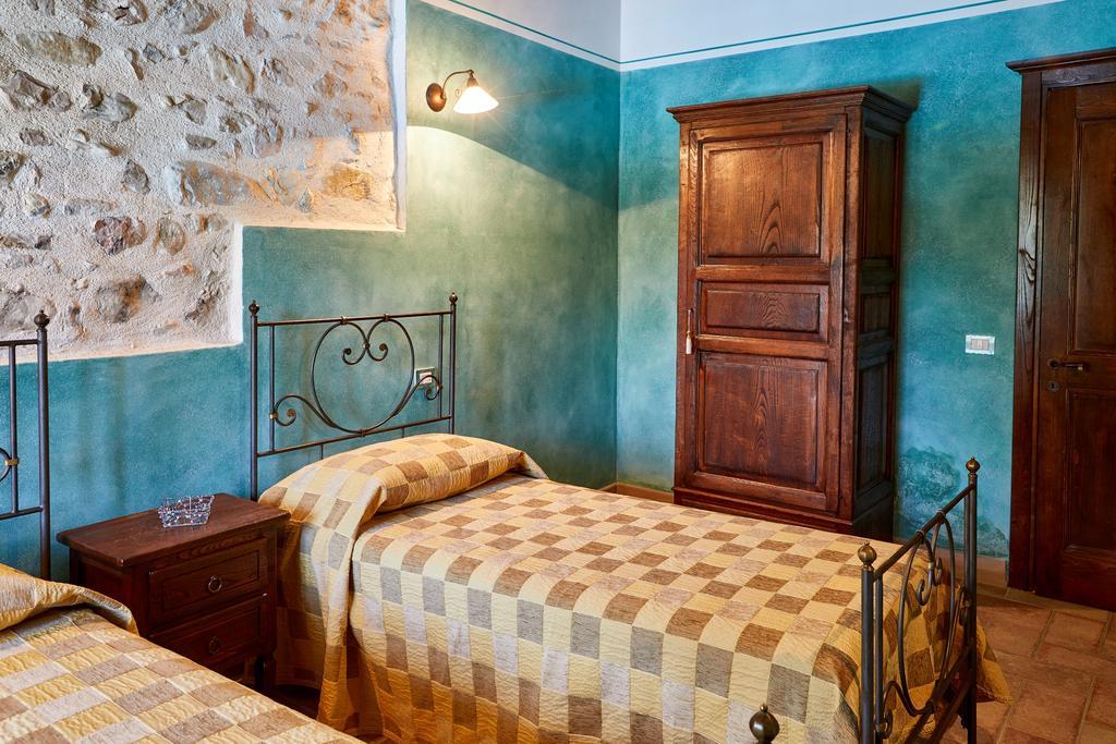 Agriturismo Il Molino Antico - 5 Girasoli Spoleto Exterior foto